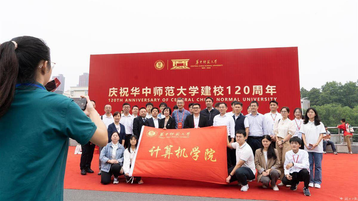 口袋棋牌官方网站